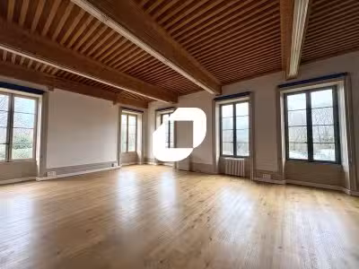 A louer Bureaux 586m² Irigny