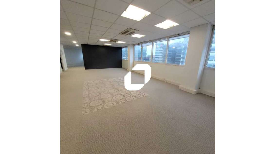 A louer Bureaux 466m² Issy les moulineaux