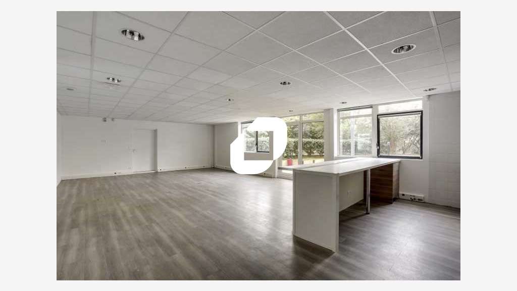 A louer Bureaux 2476m² Issy les moulineaux