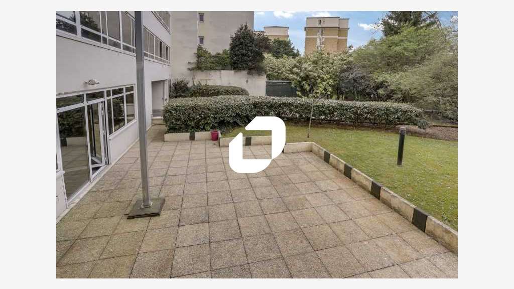 A louer Bureaux 2476m² Issy les moulineaux