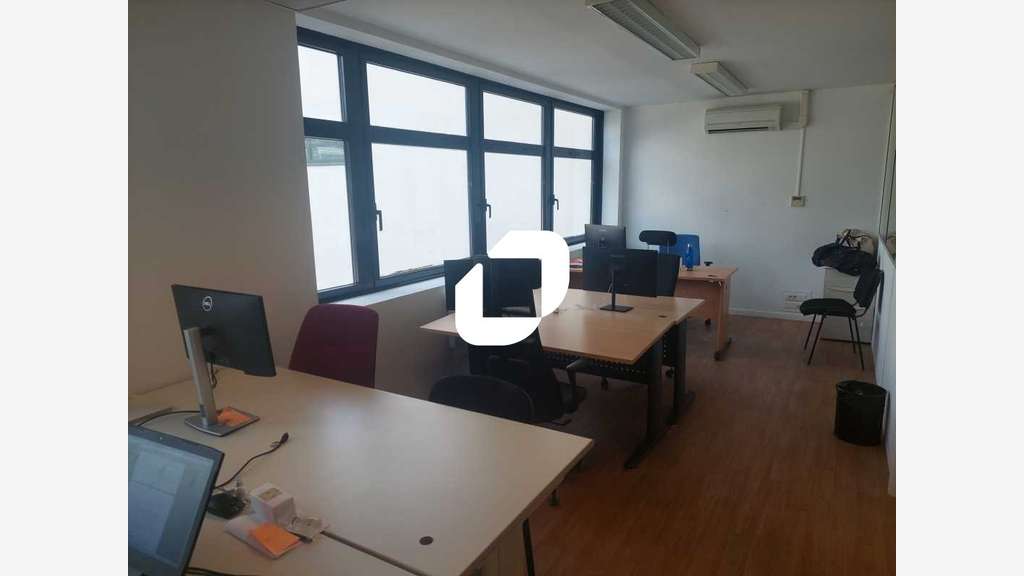 A louer Bureaux 97m² Issy les moulineaux