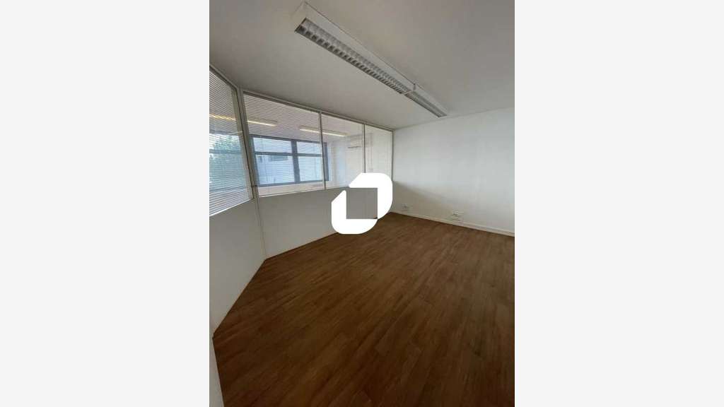 A louer Bureaux 97m² Issy les moulineaux