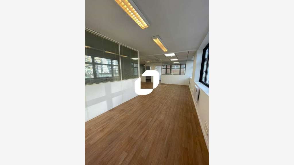 A louer Bureaux 97m² Issy les moulineaux