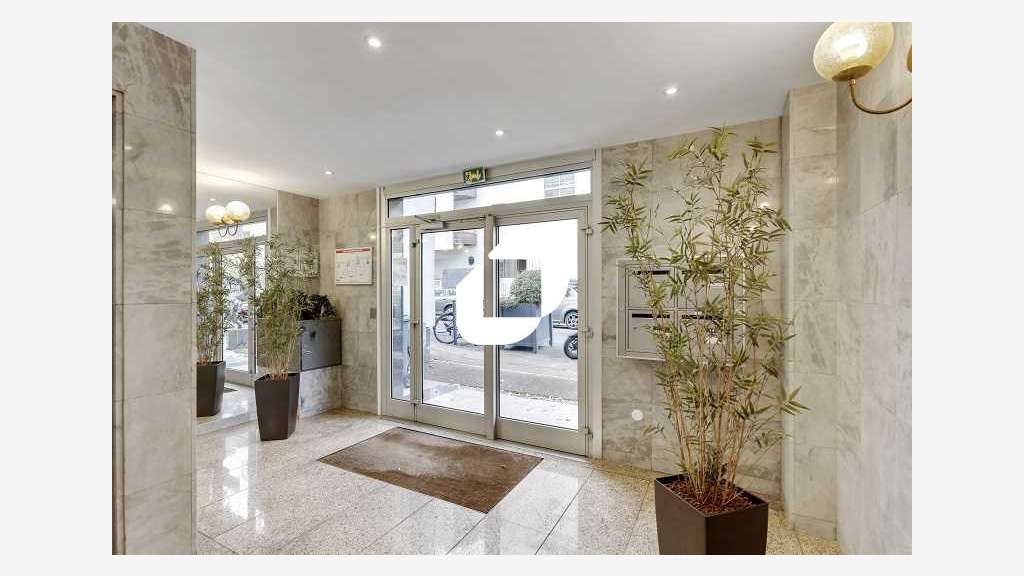 A louer Bureaux 97m² Issy les moulineaux