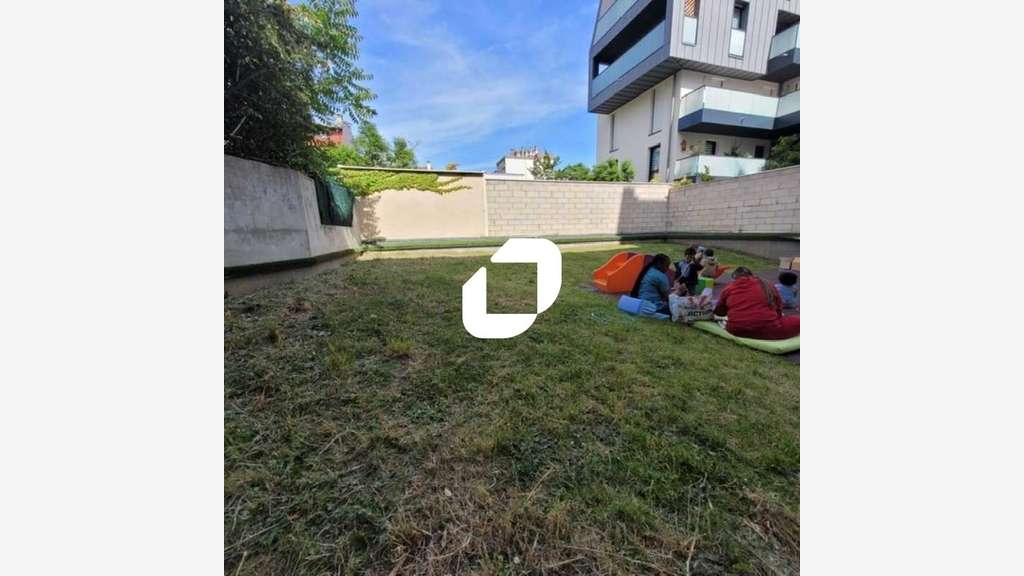 A louer Bureaux 97m² Issy les moulineaux