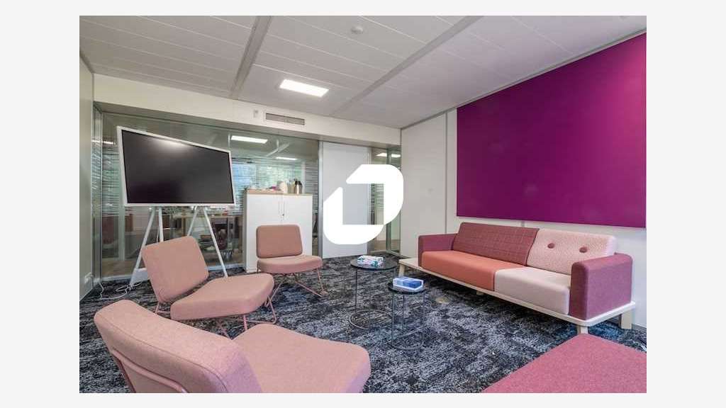A louer Bureaux 392m² Issy les moulineaux