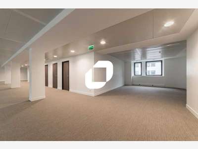 A louer Bureaux 81m² Issy les moulineaux