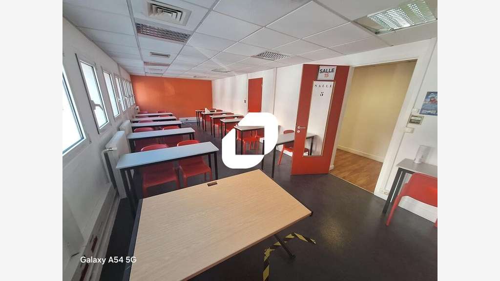 A louer Bureaux 680m² Issy les moulineaux