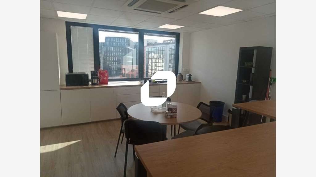 A louer Bureaux 324m² Issy les moulineaux