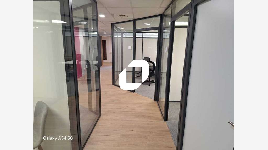 A louer Bureaux 177m² Issy les moulineaux