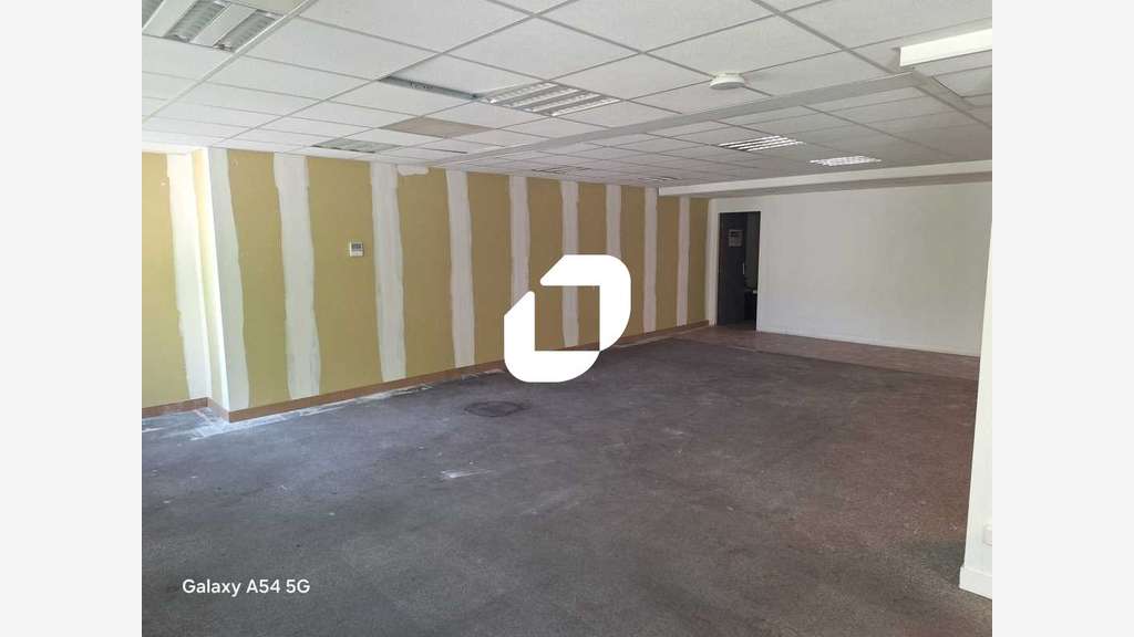 A louer Bureaux 177m² Issy les moulineaux