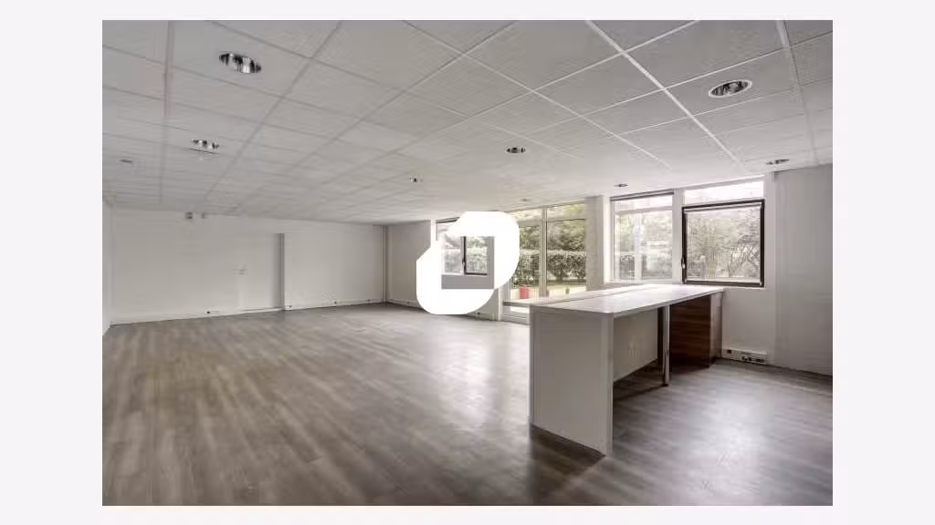 A louer Bureaux 2476m² Issy les moulineaux