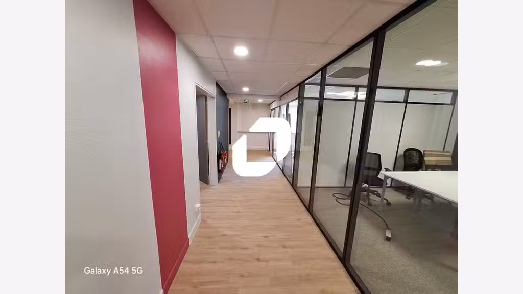 A louer Bureaux 177m² Issy les moulineaux