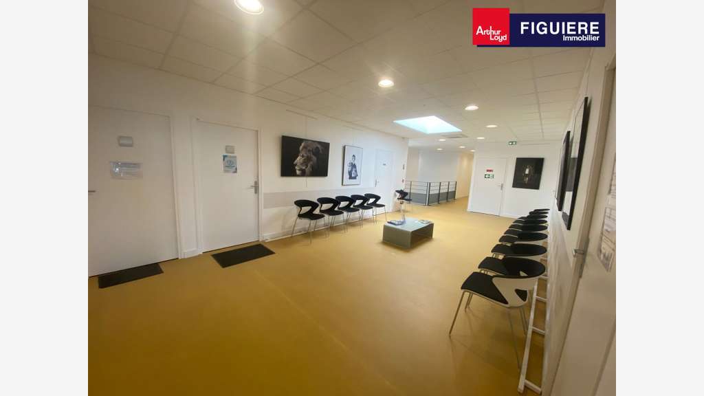 Bureau 22m² à louer zone du Tubé à Istres