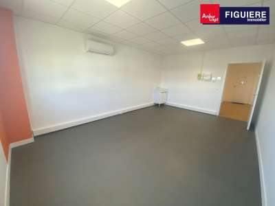 Bureau 22m² à louer zone du Tubé à Istres