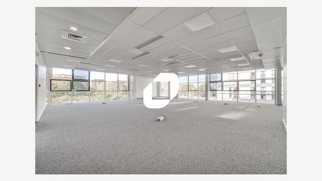 A louer Bureaux 636m² Ivry sur seine