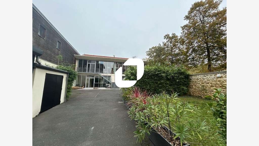 A louer Bureaux 113m² Ivry sur seine