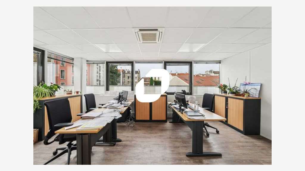 A louer Bureaux 137m² Ivry sur seine