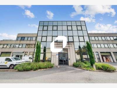 A louer Bureaux 225m² Ivry sur seine