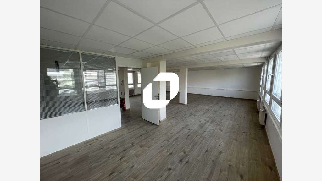 A louer Bureaux 140m² Ivry sur seine