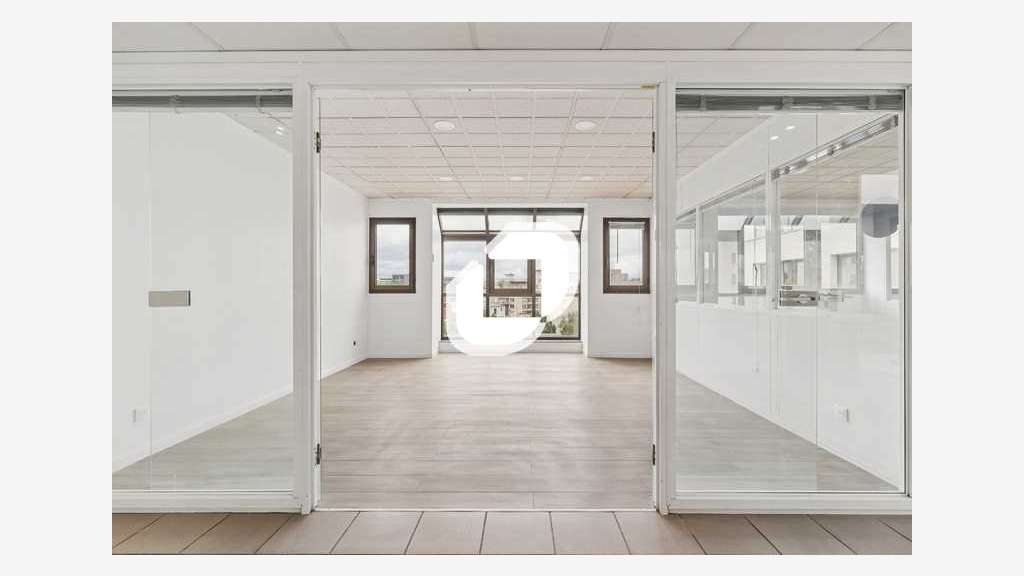 A louer Bureaux 500m² Ivry sur seine
