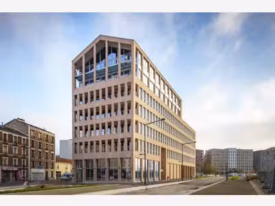 À louer – Bâtiment Yuri – 1 341 m² de bureaux divi