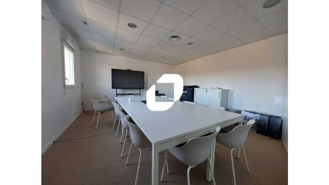 A louer Bureaux 492m² Jacou