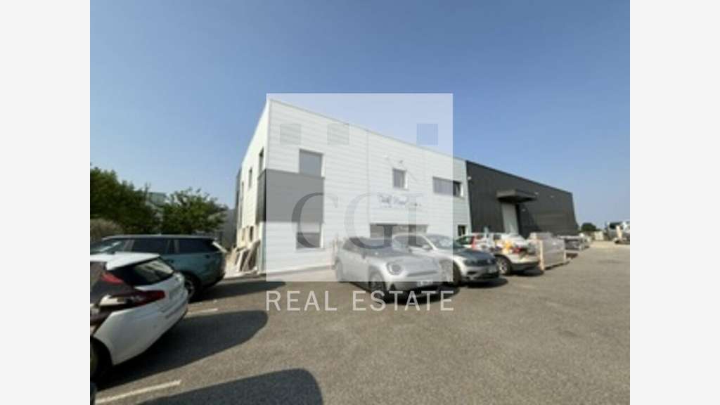 JANNEYRIAS - BUREAUX à louer