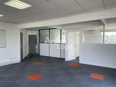 Bureaux 122m² à louer Zone de Chalembert A10