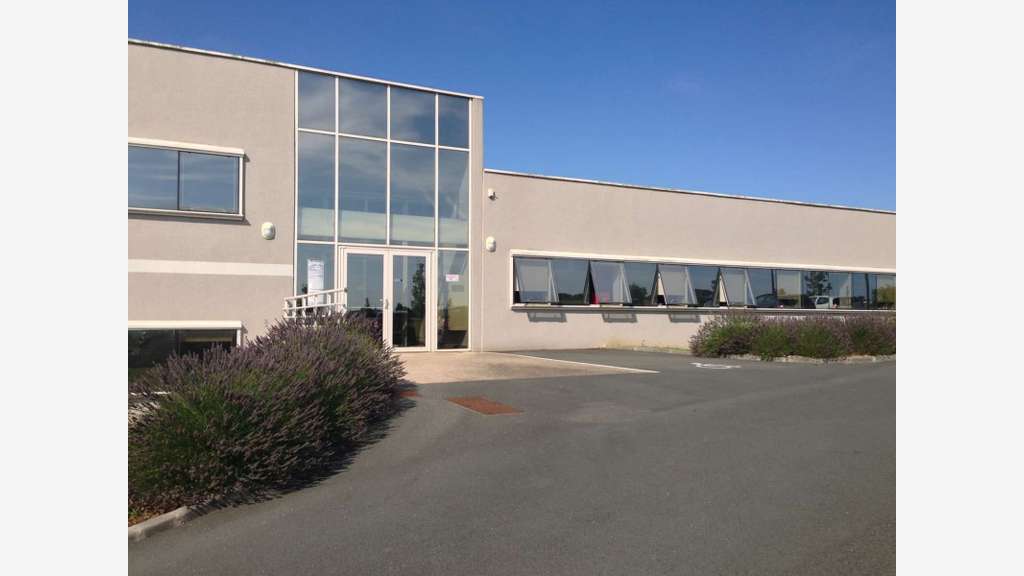 À louer – Bureaux de 150 à 220 m² à proximité de P