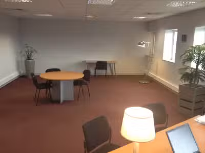 À louer – Bureaux de 150 à 220 m² à proximité de P