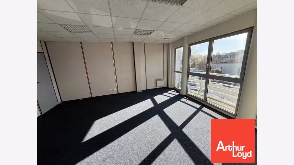 JAUNAY-MARIGNY - BUREAUX à louer