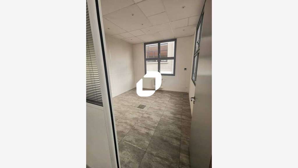 A louer Bureaux 800m² Joinville le pont