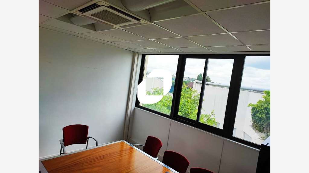 A louer Bureaux 86m² Joinville le pont