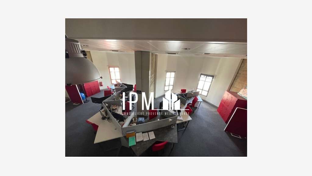 Location bureaux 753 m² Joliette 13002