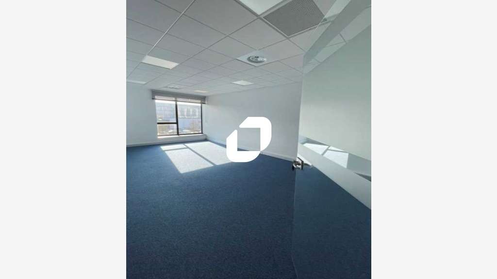 A louer Bureaux 370m² Jossigny