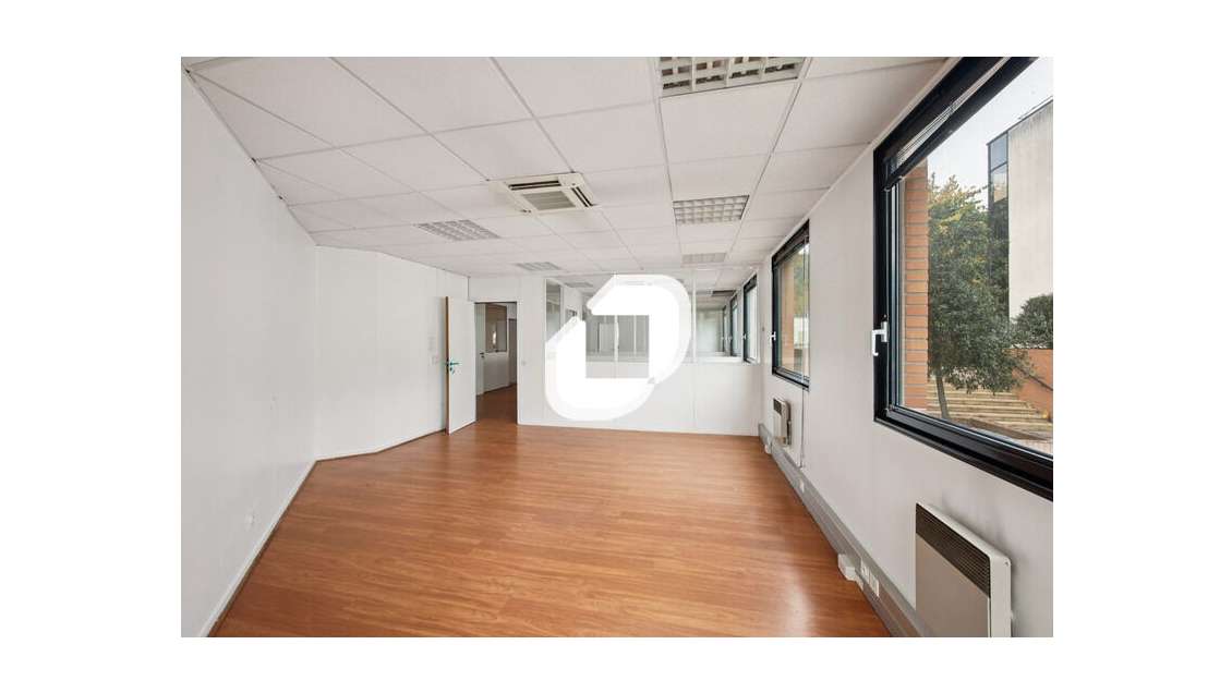 A louer Bureaux 217m² Jouy en josas