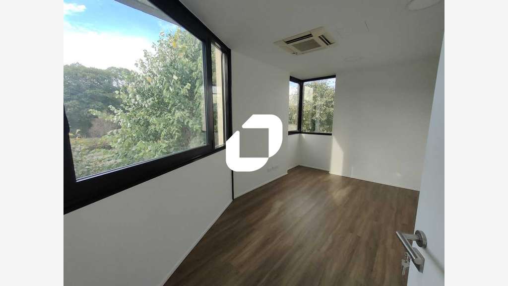 A louer Bureaux 32m² Jouy en josas