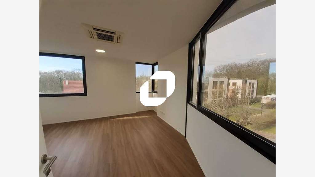 A louer Bureaux 32m² Jouy en josas