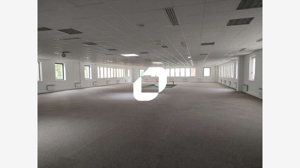 A louer Bureaux 262m² Jouy en josas