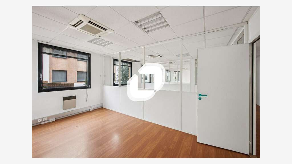 A louer Bureaux 217m² Jouy en josas