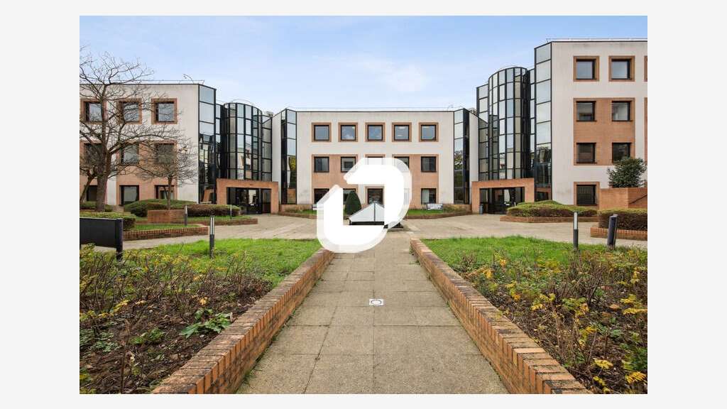 A louer Bureaux 217m² Jouy en josas