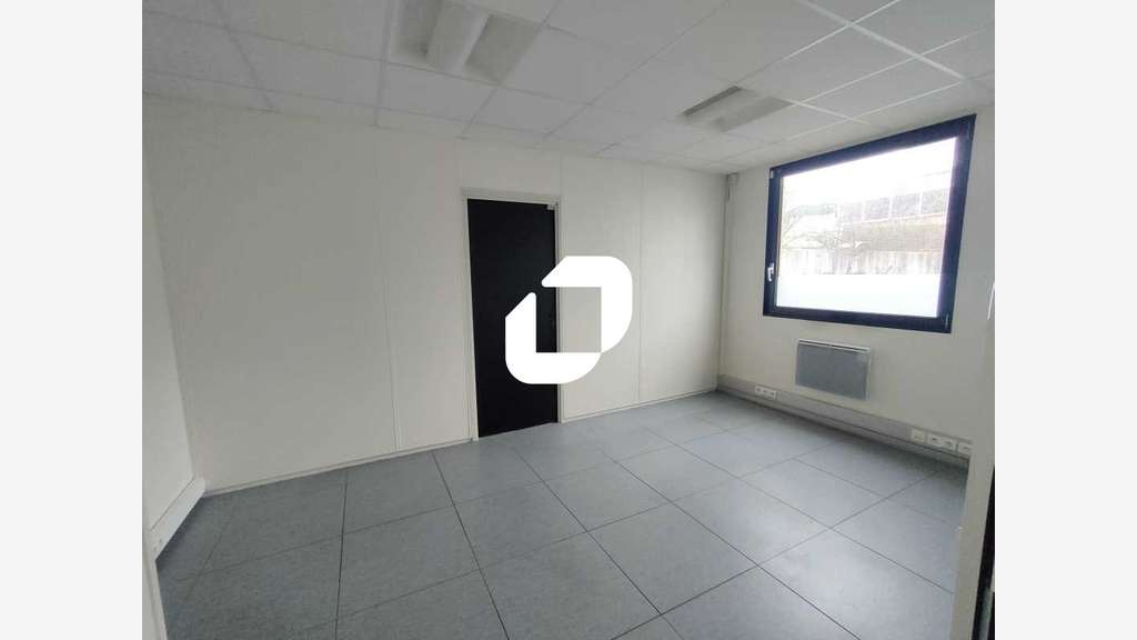 A louer Bureaux 80m² Jouy en josas