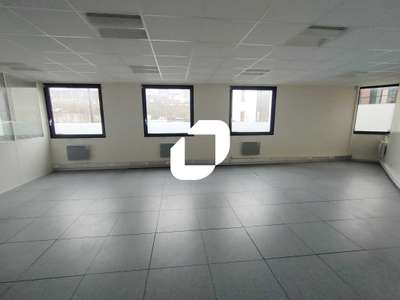 A louer Bureaux 80m² Jouy en josas