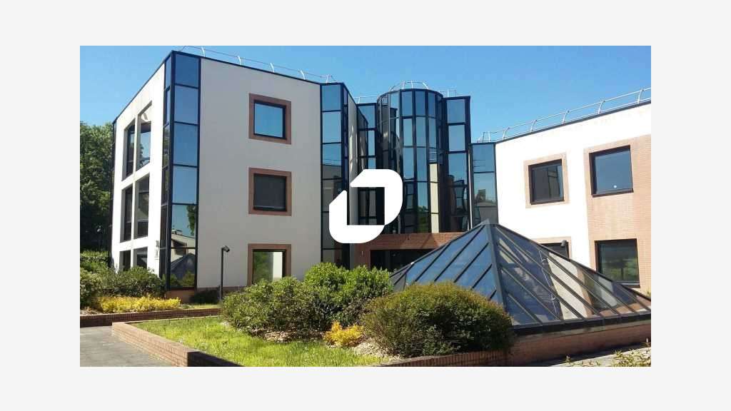 A louer Bureaux 240m² Jouy en josas