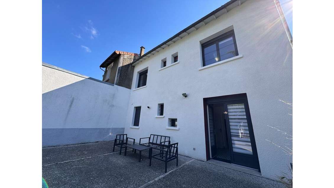 Bureaux à louer axe très passant L'Isle-d'Espagnac