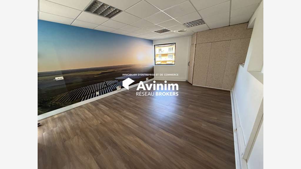 À louer bureaux rénovés de 186m² à L'Isle-Jourdain