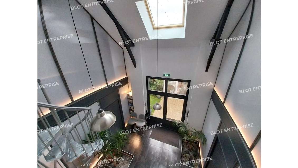 A louer bureau atypique 94m² à La Baule