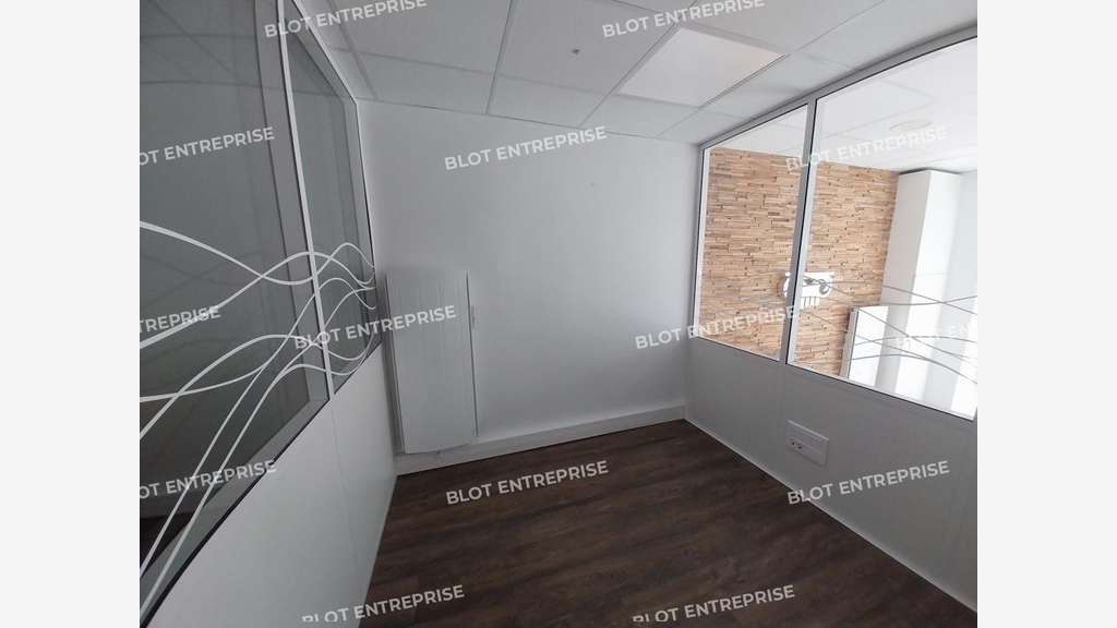 A louer bureaux 57m² à La Baule proche Gare
