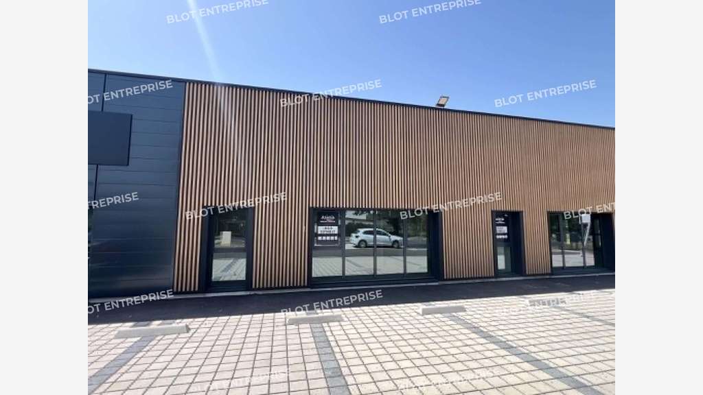 A louer cellule d'activités 153m² à La Bouëxière